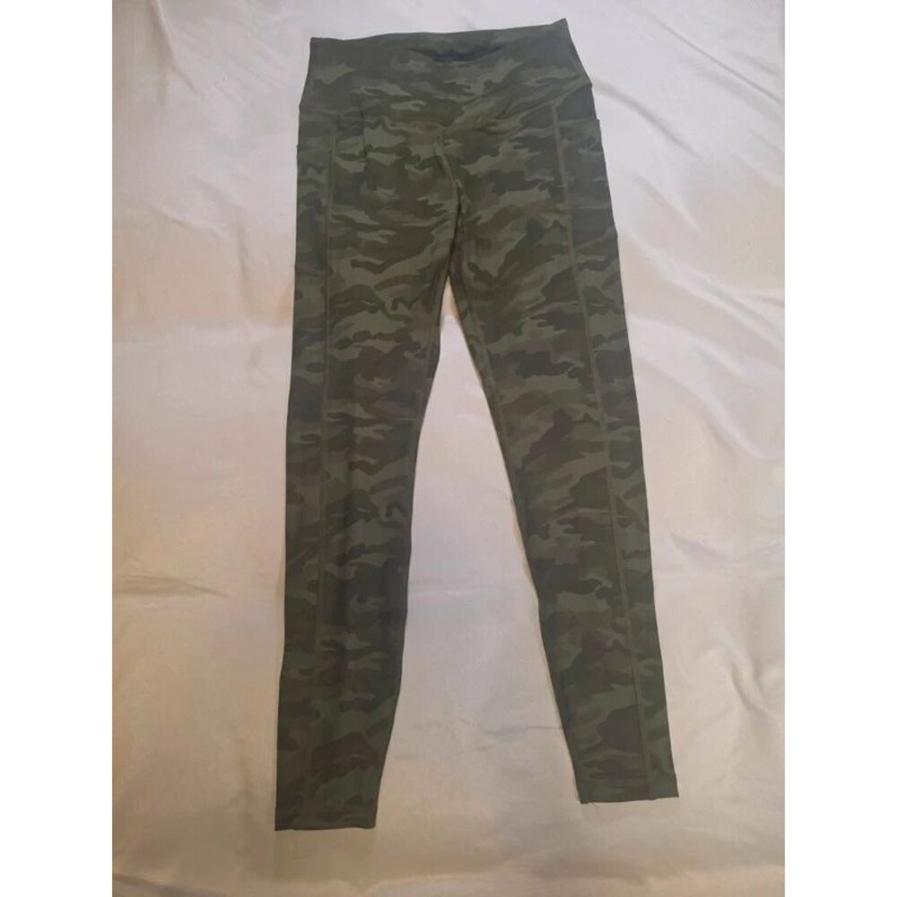 Pro Fit Women's Green Camo High-Waisted Athletic Leggings - Size Medium